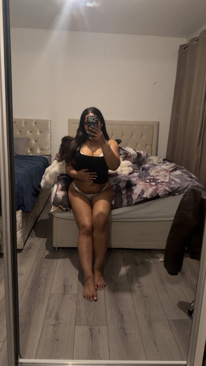 qwtsie's tweet photo. Touch me?
—
#nsfwtwtًً #nsfw #cnc #somno #oldermen #ddlg #freeuse #sizekink #agegap #perv https://t.co/uV5ZIvfIXB