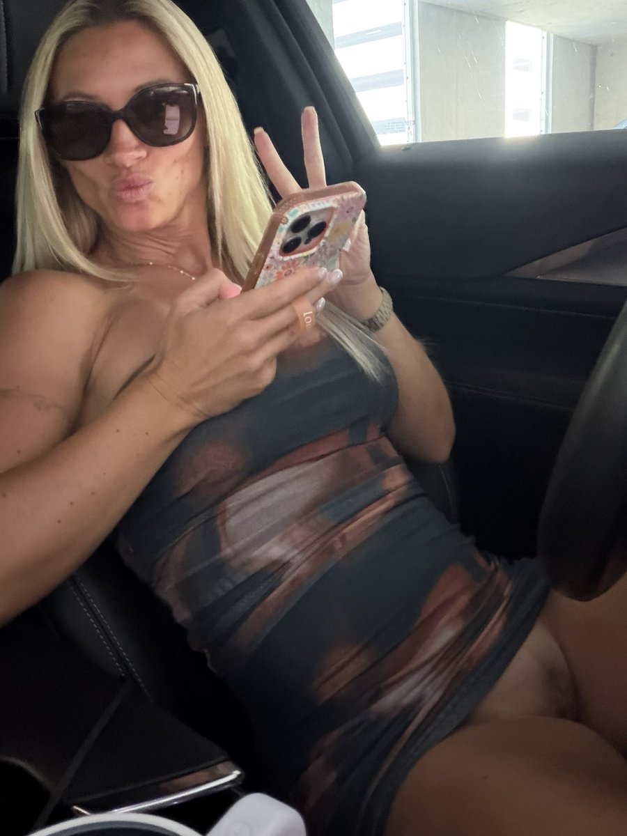 hotsouthernfre1's tweet photo. When you are ready to be a lil BBC slut. https://t.co/dSvc4x0Y3G