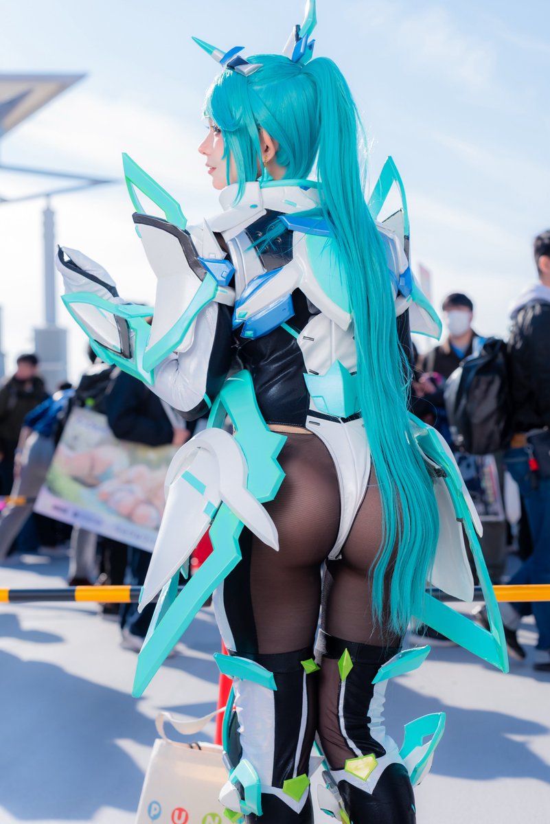 minono_tabe's tweet photo. 前と後ろどっちが好き？💚

 #XenobladeChronicles2  #Pneuma https://t.co/dPpAtXfR3w