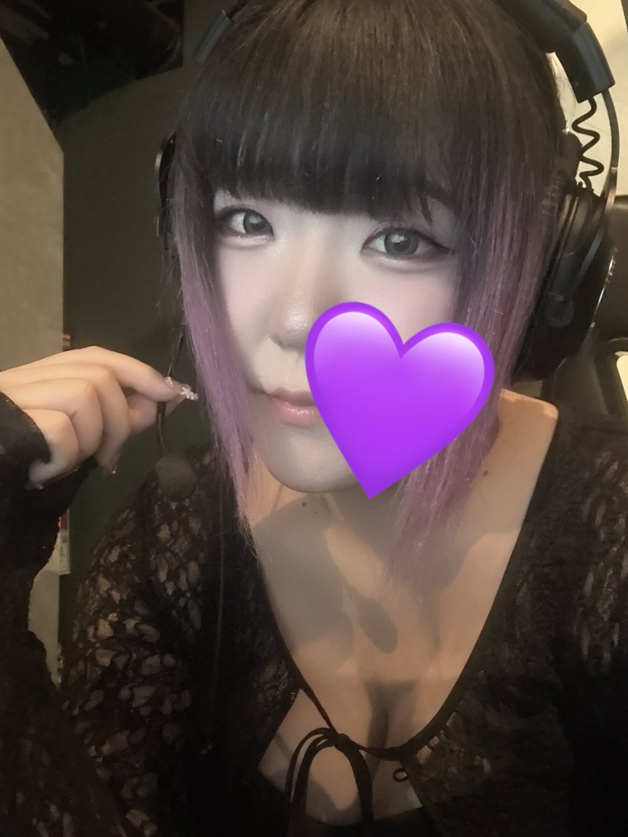 _mulz0's tweet photo. 久しぶりにAPEXをやってる笑笑
友達いないからできる人増やしたいの気持ち🥺 https://t.co/Jg08kAiYCn