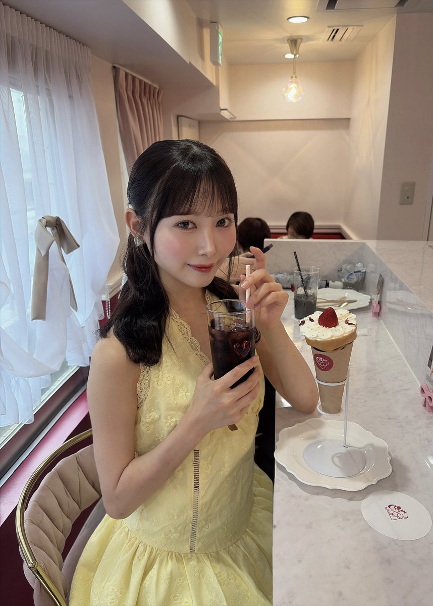 ayamiyo344's tweet photo. お姉さんっぽくしてみたの୨୧ ⟡.·*. https://t.co/fOI51x1GjO