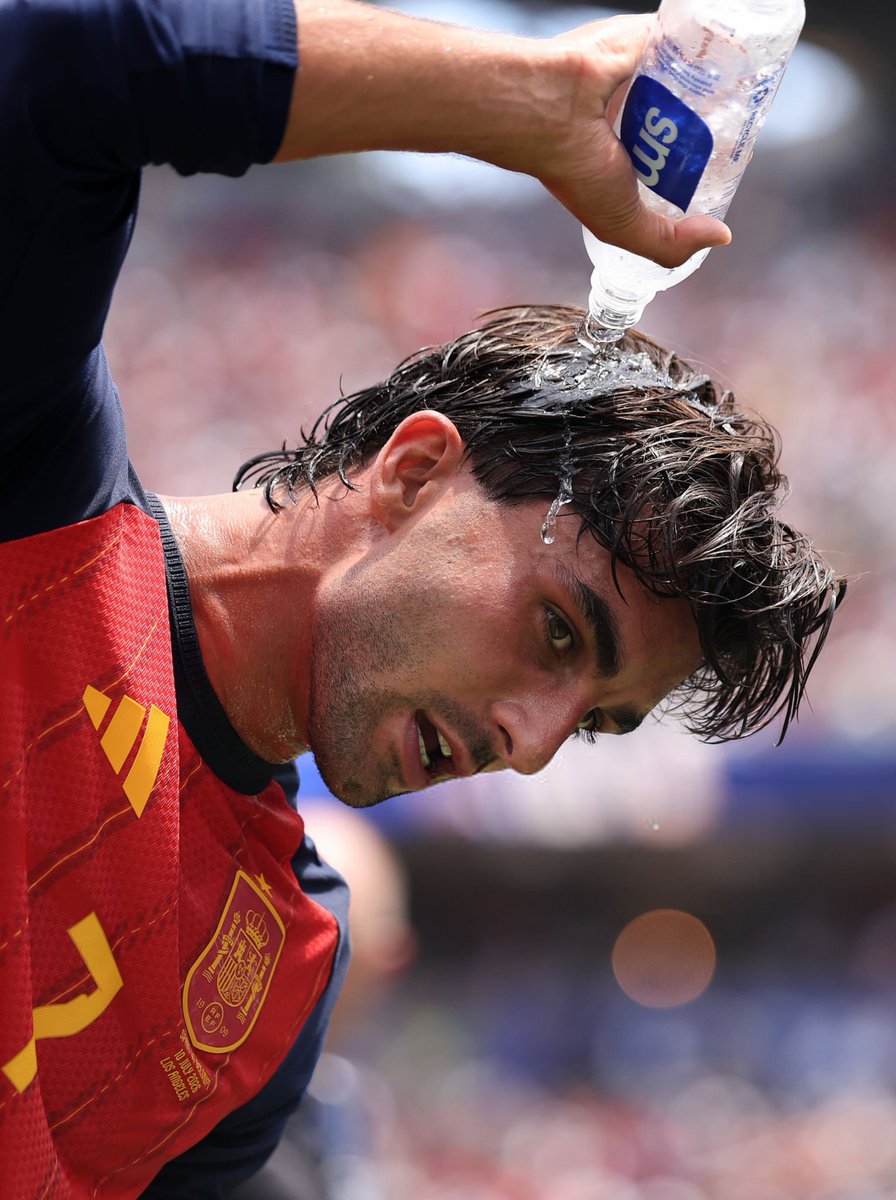forcabarca_ar's tweet photo. ميغيل سانز (SPORT): 

برشلونة يطلب 50 مليون يورو مُقابل فيران  بسبب خبرته التهديفية وقيمته الدولية

باريس يرى أن هذا الرقم مرتفع ويريد دفع أقل من 40 https://t.co/RWkXJsDYYW