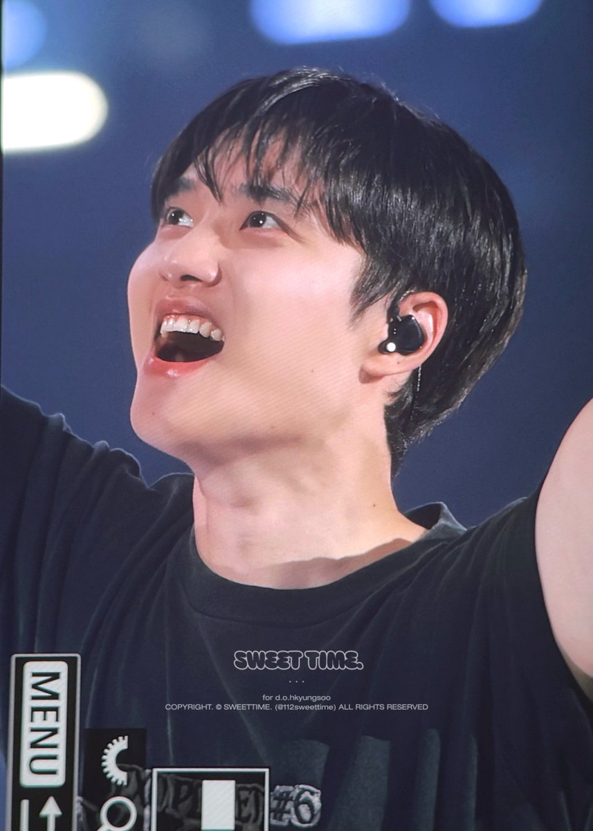 112sweettime's tweet photo. 260712 EXhOrizon in TOKYO
⭐️ ( ⊙♡⊙ ) ⭐️

#도경수 #디오 #DOHKYUNGSOO #KYUNGSOO #DO (D.O.) #都敬秀 #都暻秀 #ドギョンス #EXO @DOHKYUNGSOO_X @weareoneEXO https://t.co/KhtNNcPoyY