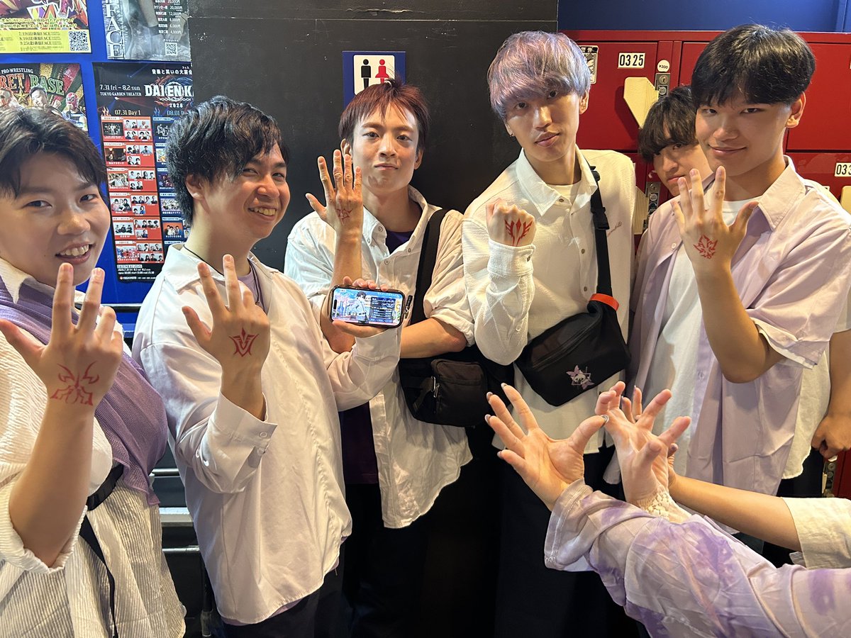 shuma_apop's tweet photo. Royナンバー出させていただきましたー！Royさんのコレオはほんと楽しくて素敵な振りが多くて最高なんです！！
今回もソロいただいて感謝🙏

素敵な写真はきりんさんからいただきました！

#筑前人 https://t.co/DMlH4lZBwh