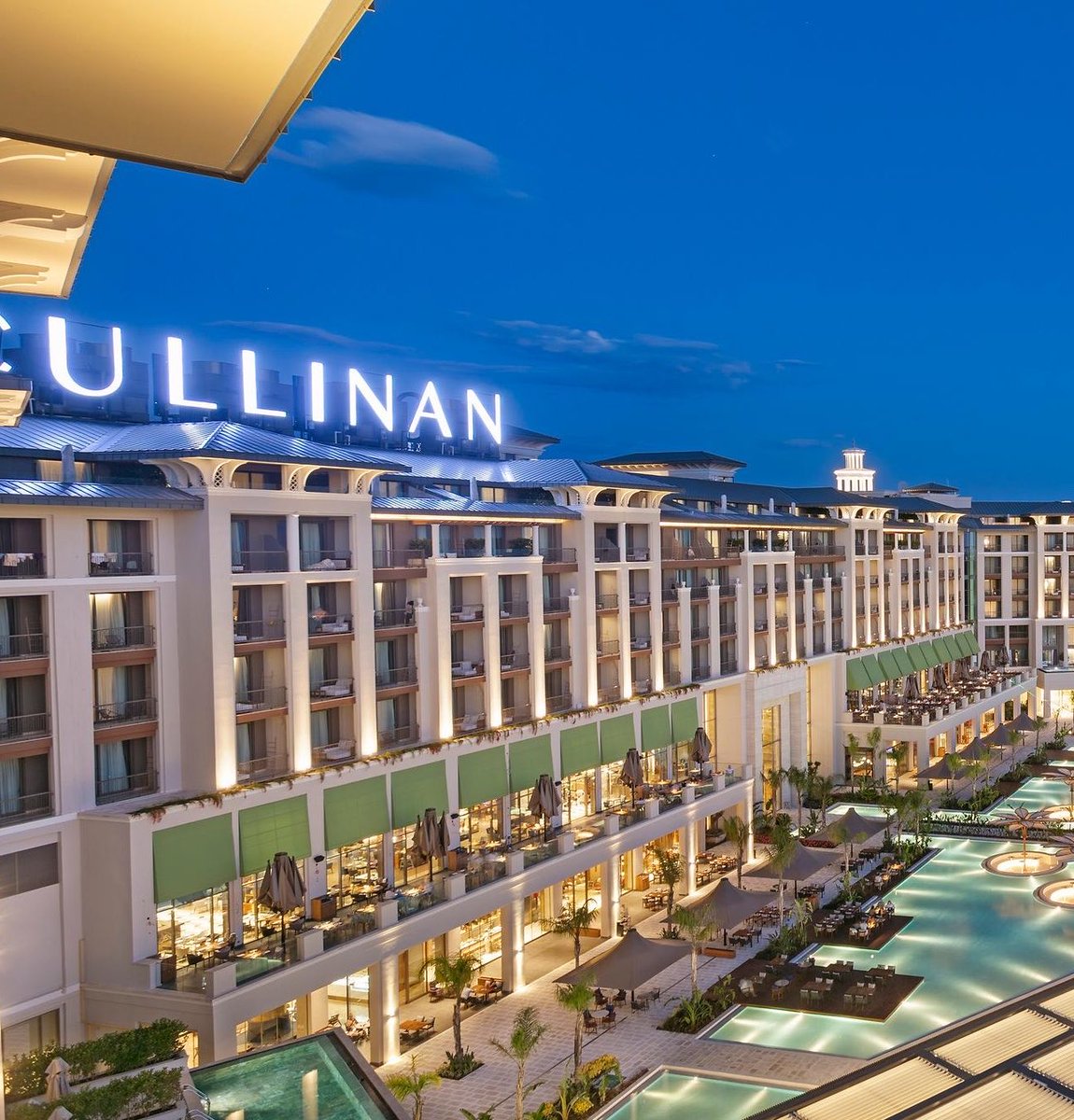 futaspor's tweet photo. 2026 Dünya Kupası’nda alınan olumsuz sonuçların ardından ülkeye dönen Arda Güler, ailesiyle birlikte Antalya Belek’teki “Cullinan Belek” otelinde tatil yapıyor.

💵Otelin 6 günlük fiyatı: 1.892.410,13TL https://t.co/1I0AWEFIIa