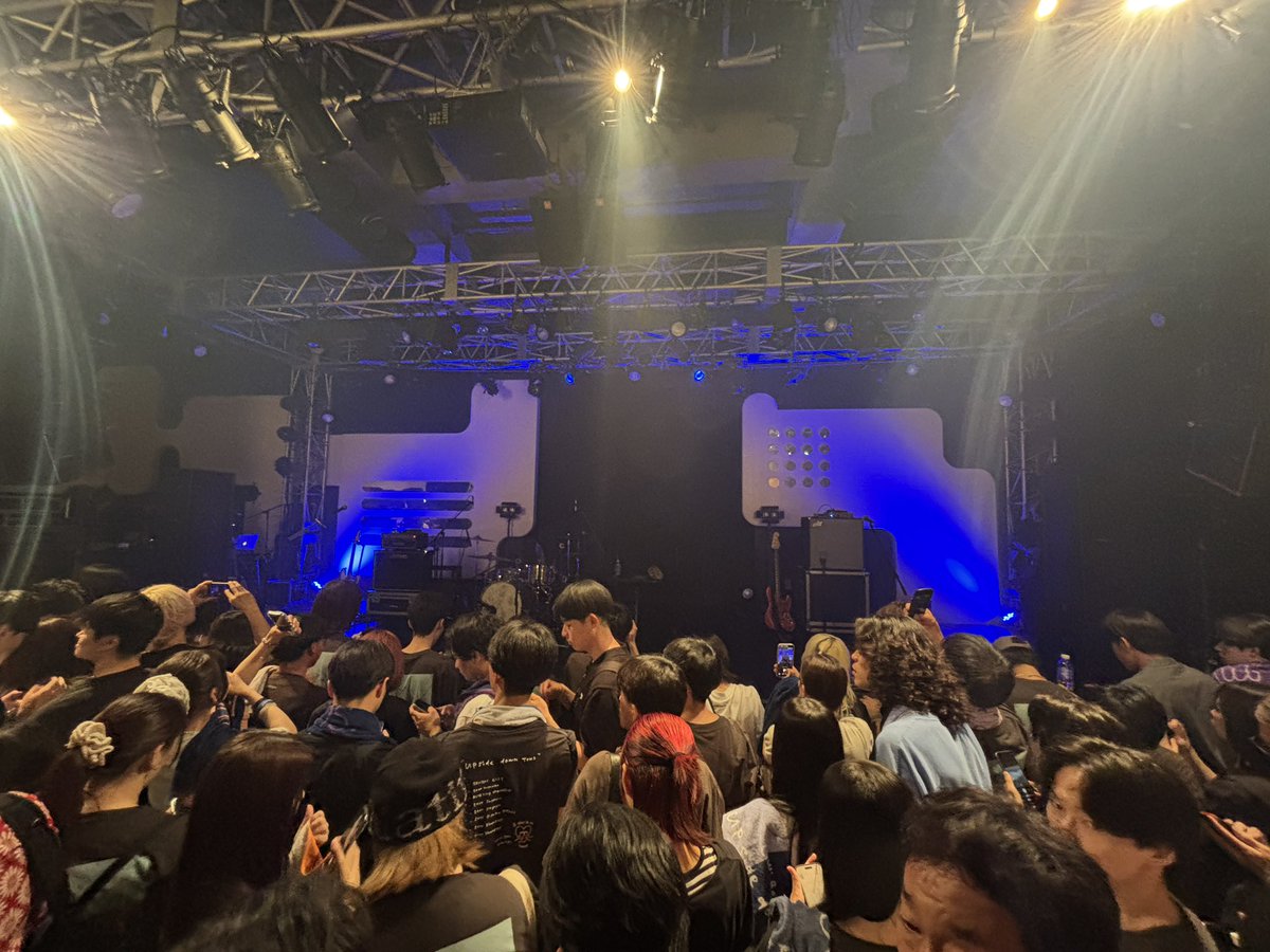 FrJjqb6's tweet photo. ﾁﾘﾋﾞめちゃくちゃ楽しかった！🫘
合いの手の声量バグってて最高すぎ。
遠征してよかった〜 https://t.co/hs3Aj5rUu0