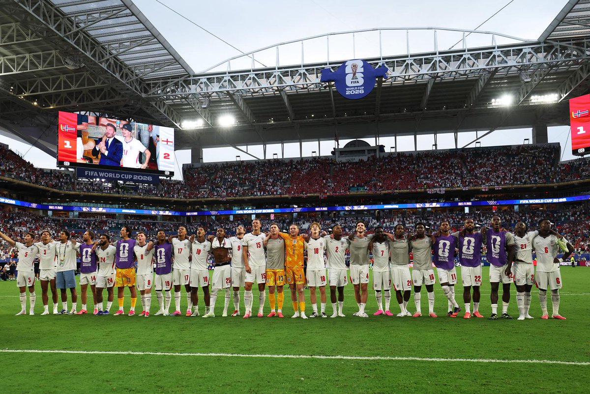 Everton's tweet photo. 🏴󠁧󠁢󠁥󠁮󠁧󠁿 In to the final four! https://t.co/wkeReCEl8J