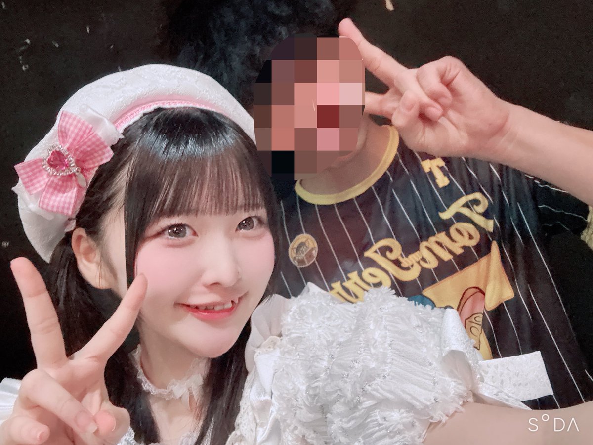 umesyan2525's tweet photo. #まのゆにっき
初めましてありがと！

動画特典ある時に自分もちゅら無双一緒に踊りたいな😌
ライブもすごく楽しかった👍 https://t.co/5GKWNHZu5m