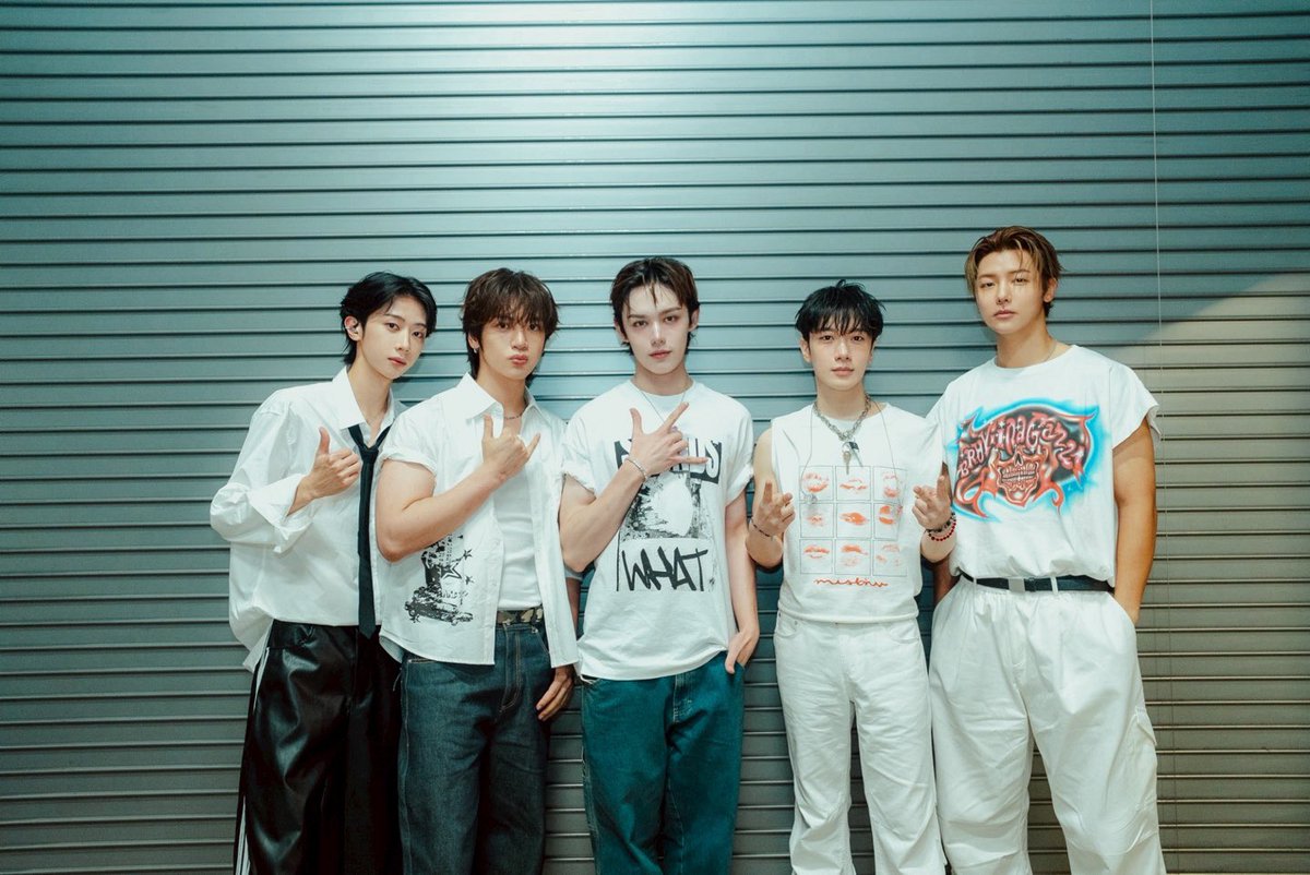 fncmusicjapan's tweet photo. ＼FNC BAND KINGDOM 2026／
DAY2、そして全公演終了‼︎⏰

FNC5バンドで作り上げたここでしか見られないステージはいかがでしたか??✨
今年も #FNCBANDKINGDOM に来ていただいたみなさんありがとうございました💖

また来年絶対に会いましょう✨

#FTISLAND #CNBLUE #NFlying #HiFiUnicorn #AxMxP https://t.co/iKh8S0vnxZ