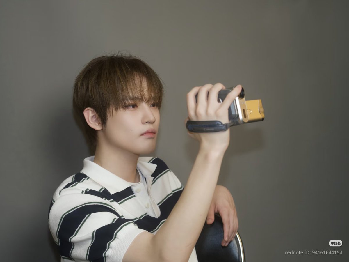 ZCHENLE_IDN's tweet photo. 260712 | #CHENLE XHS Update
Main ke Chengdu yuk~
#AyoMainBareng #AnakKucingLucu #CobaHalBaru #DiaHarusnyaTahuKalauDirinyaLucu #PostingRandom #hello
#천러 #辰乐 https://t.co/lUoF75YEzl