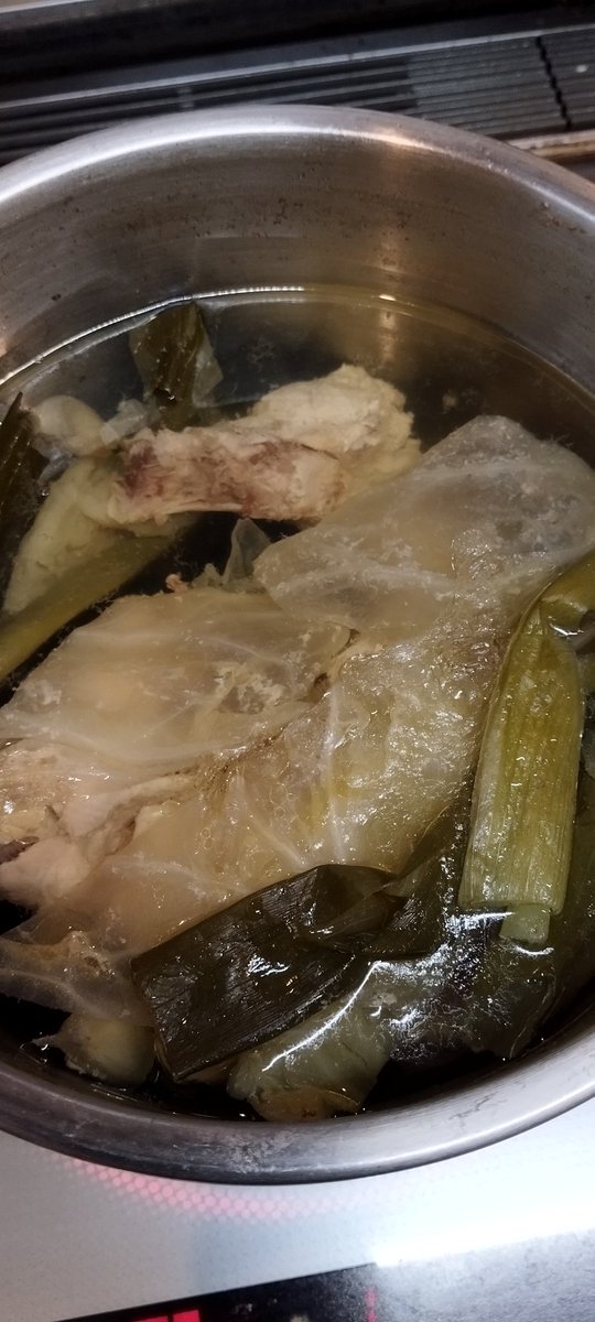 Sugochichi1's tweet photo. 家系ラーメンを家族のために家で作ったぜ。いえーい。
#ラーメン https://t.co/W2CK2VZ7FF