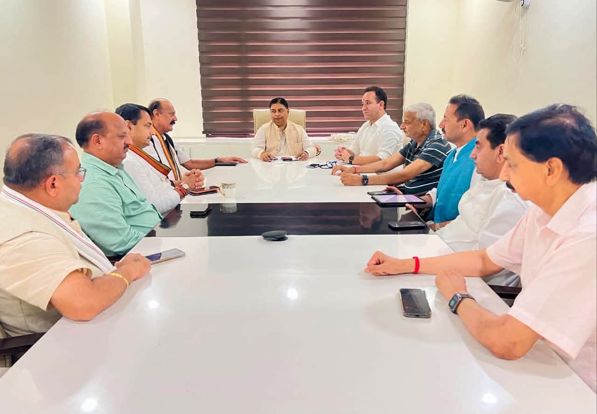 Sunil_SharmaBJP's tweet photo. Held a meeting with BJP MLAs at the Party Hqrs in #Jammu to discuss organizational matters, development initiatives, and public welfare issues.Reaffirmed our commitment to work with dedication for the progress and prosperity of Jammu &amp; Kashmir and the welfare of every citizen. https://t.co/VSTqPGzOi7