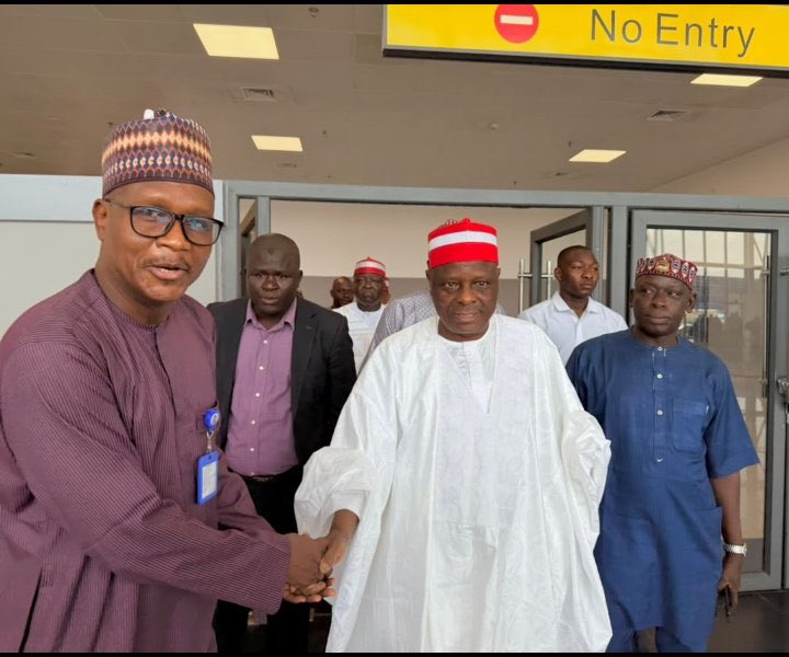 PO_GrassRootM's tweet photo. Our incoming Vice President, His Excellency Sen. Rabiu Musa Kwankwaso, PhD, FNSE, has arrived at Mallam Aminu Kano International Airport after successfully performing the sacred Umrah.

Welcome back home, Sir! https://t.co/CaPomA8Vjx