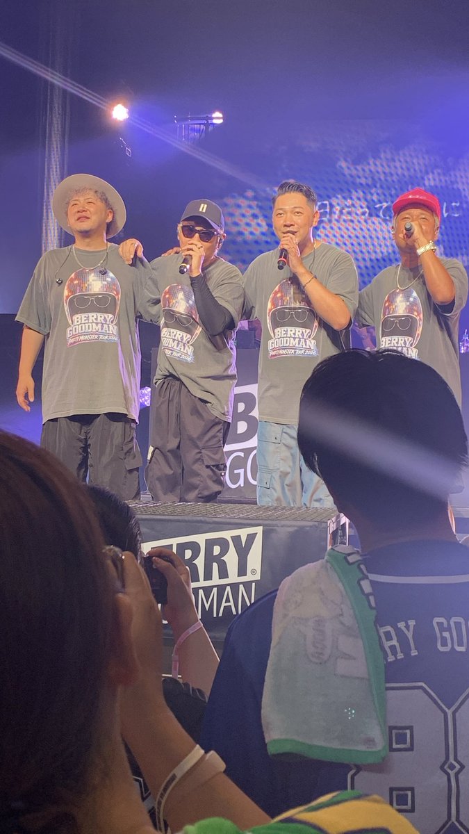 bgmayusan's tweet photo. 久々のベリグ😁
やっとこツアー参戦できた🎶
めちゃくちゃ楽しかったー︎💕︎
相変わらずのわちゃわちゃ感好っきやなーってなった🎶もかろばちゃんにイジラれまくりのひでさん面白ろすぎたw
来週は奈良🦌
#ベリーグッドマン https://t.co/BVkicxL5Ie