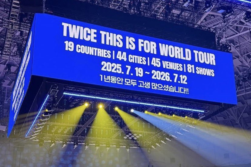 twmoozy20's tweet photo. TWICEちゃん1年間お疲れ様でした😭
TIF最高9人最高だよ🥹
寂しいけどゆっくり休んでね
#TWICE_THIS_IS_FOR_WORLD_TOUR https://t.co/NYcq4G6tEI