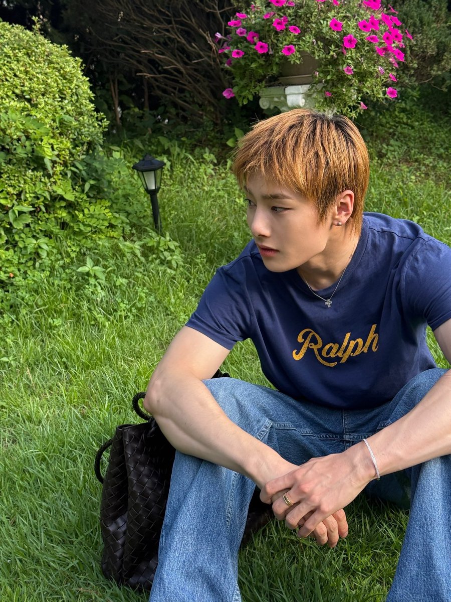 dianiiena's tweet photo. #Insta_update #I_n #Jeongin #Ayen #Straykids https://t.co/Pw8C9X3CcX