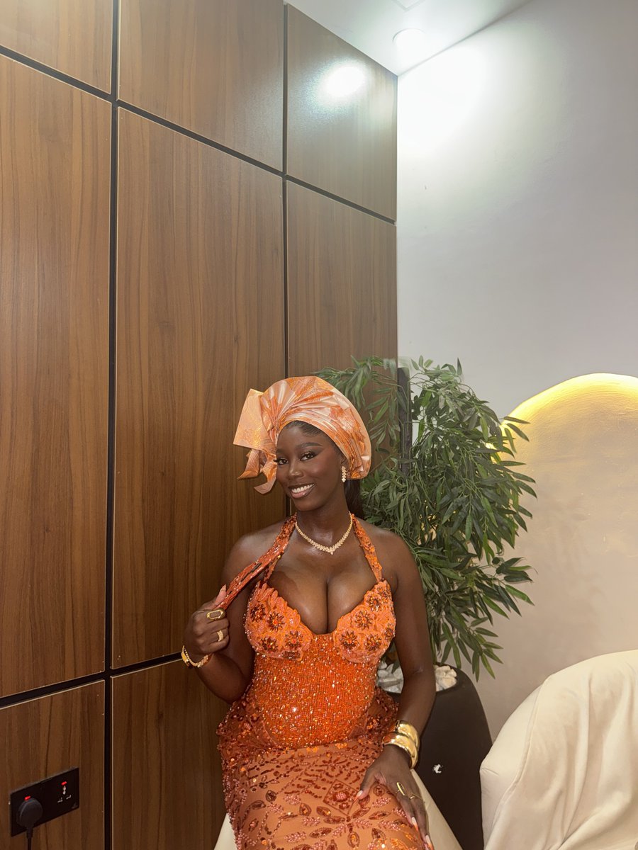 Bigsims_'s tweet photo. Final year week
Day 5: Owanbe day❤️❤️ https://t.co/4UIRkVSsGE