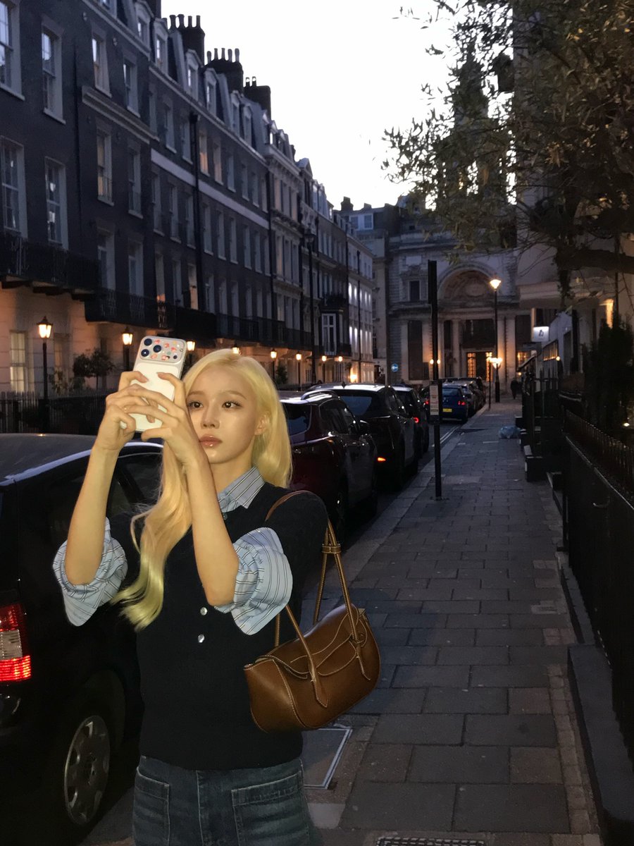 wntrult's tweet photo. aespa WINTER will soon attend 2026 Wimbledon Championships Men’s Singles Final with Ralph Lauren.

Reply with the hashtags below. 

WINTER AT WIMBLEDON 2026
#WINTERxWimbledon
#윈터_윔블던으로가자
@RalphLauren https://t.co/GzkFO0hshj