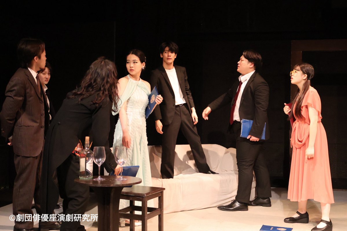 haiyuzakenkyujo's tweet photo. 36期2年次中間公演
『#六月の別れ』

お陰様で本日千穐楽を迎え、全日程を終えることができました。
ご来場いただきました皆様、公演に関わっていただきましたすべての皆様に、心より御礼申し上げます。

#劇団俳優座演劇研究所 https://t.co/kY8ldZMCtC
