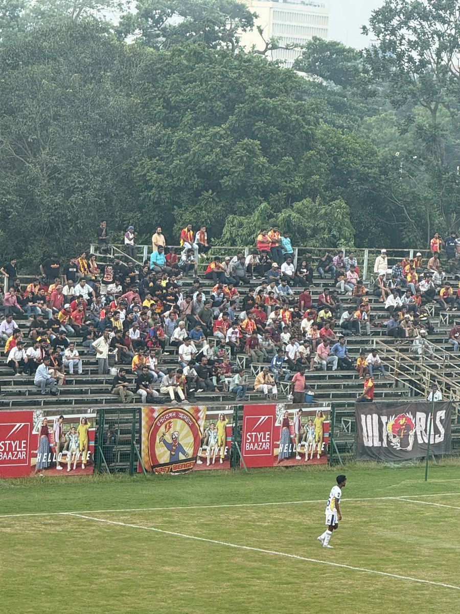 Andrew007Uk's tweet photo. New season kicks off in the historic Calcutta League, Asia’s oldest having been established in 1898. 

East Bengal have one the competition 41 times and are ahead at half time today v George Telegraph Sports Club.

Paperwork provided 😀 https://t.co/oRV85jfy4t