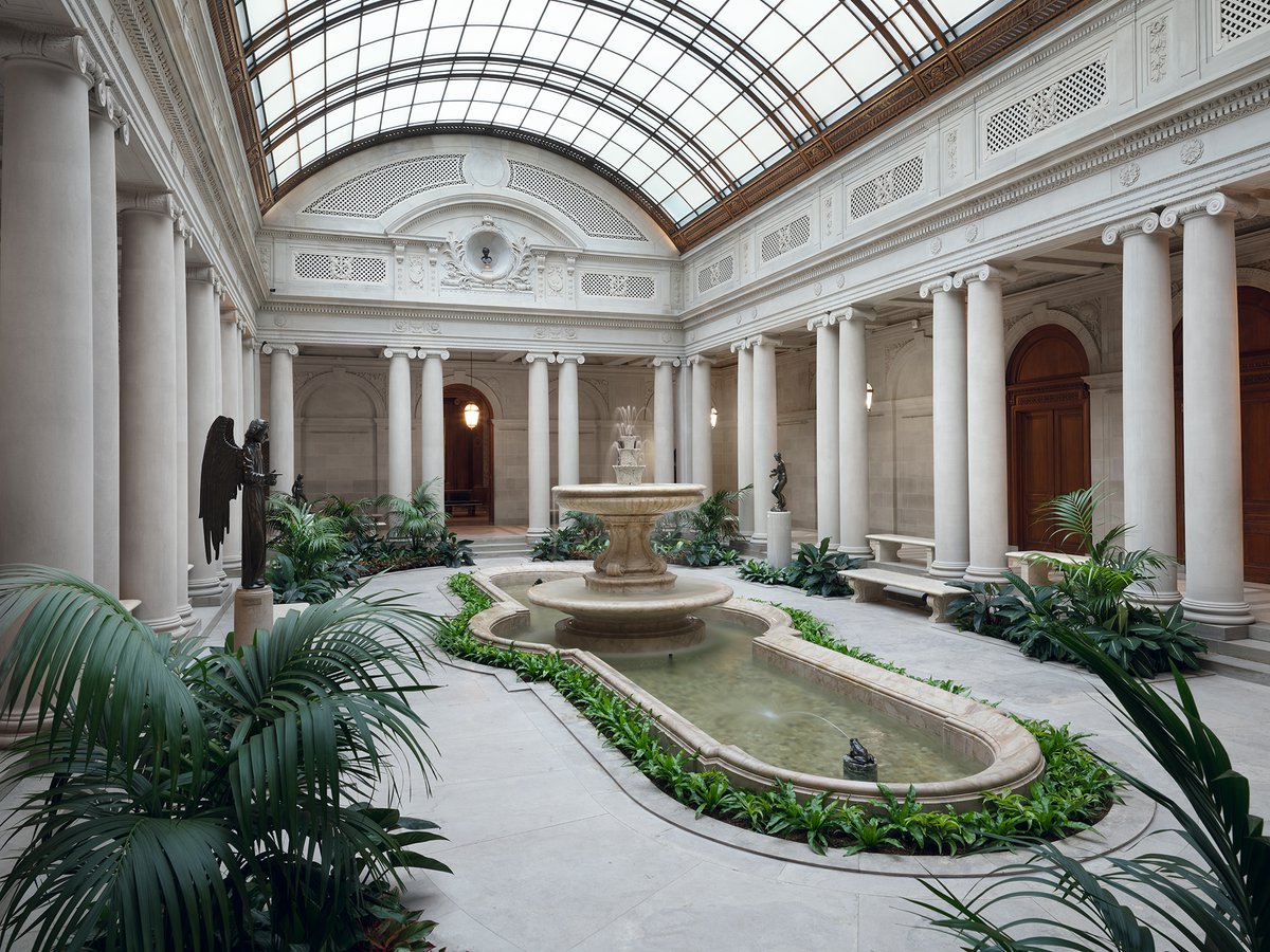 KaelReport's tweet photo. Traviata at the Met, Billy Budd at Glyndebourne, Andrew Lloyd Webber’s rock opera Jesus Christ Superstar at the Palladium, and the grandeur of the refurbished and renovated Frick Collection.

Read Grand: https://t.co/CJ0EbztcPL

#TheKaelReport #Opera #TheFrickCollection https://t.co/YKPMRhndyC