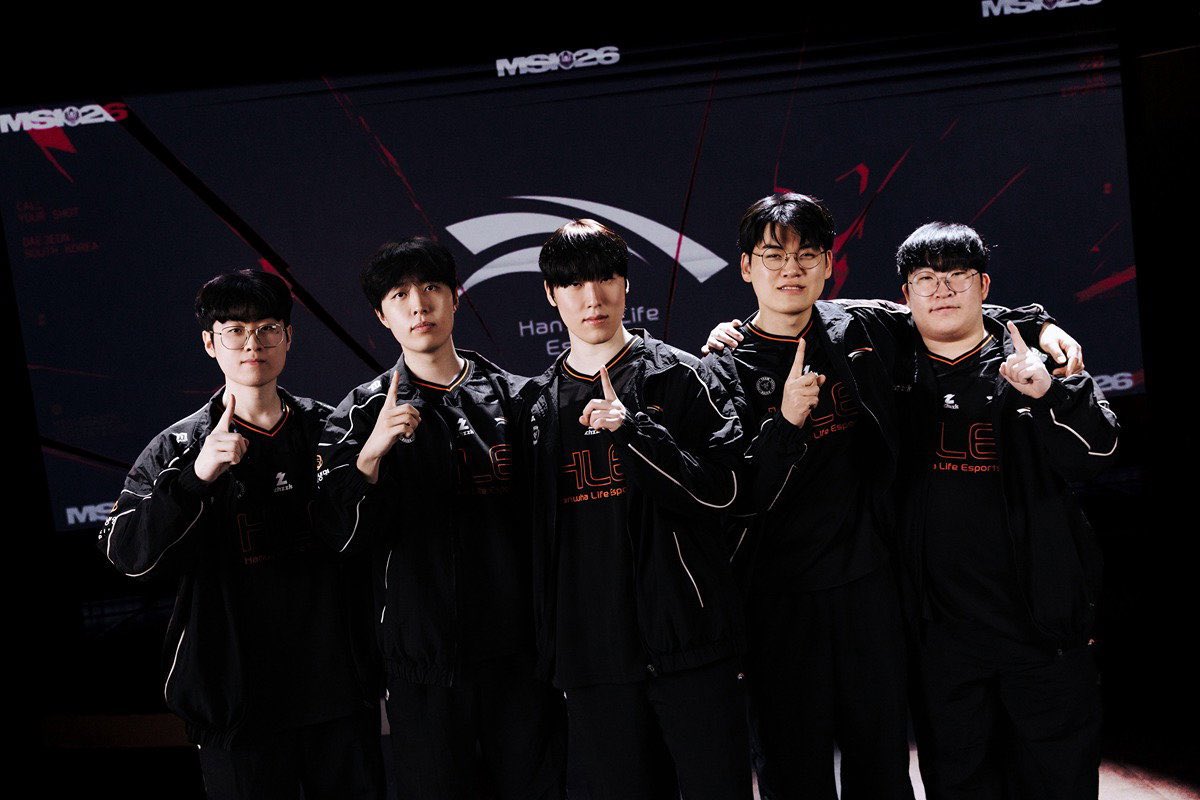 GamingScan_pl's tweet photo. Hanwha Life Esports wygrywa MSI 2026 🏆 

Korea ponownie pokonuje Chiny na turnieju międzynarodowym! 

HLE 3:2 BLG 

#GamingScan #nervalol #lolesports #MSI https://t.co/DewzDTmntG