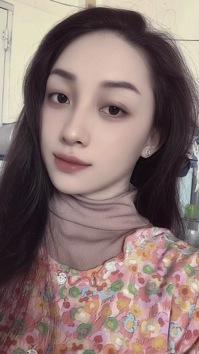 Cẩm Ly tweet media