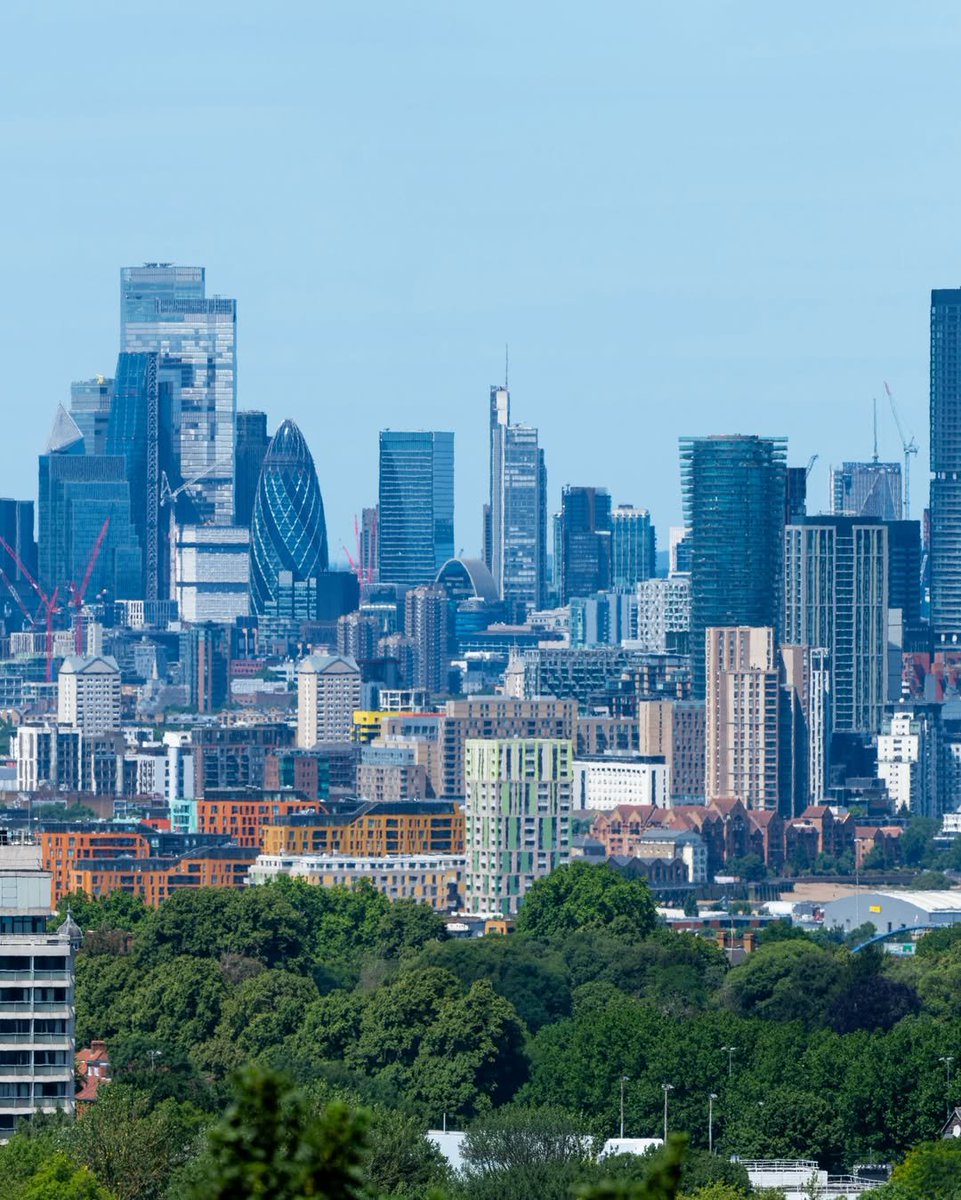 hikingtheglobe0's tweet photo. Guess the city in one try... https://t.co/YDCX2TubXa