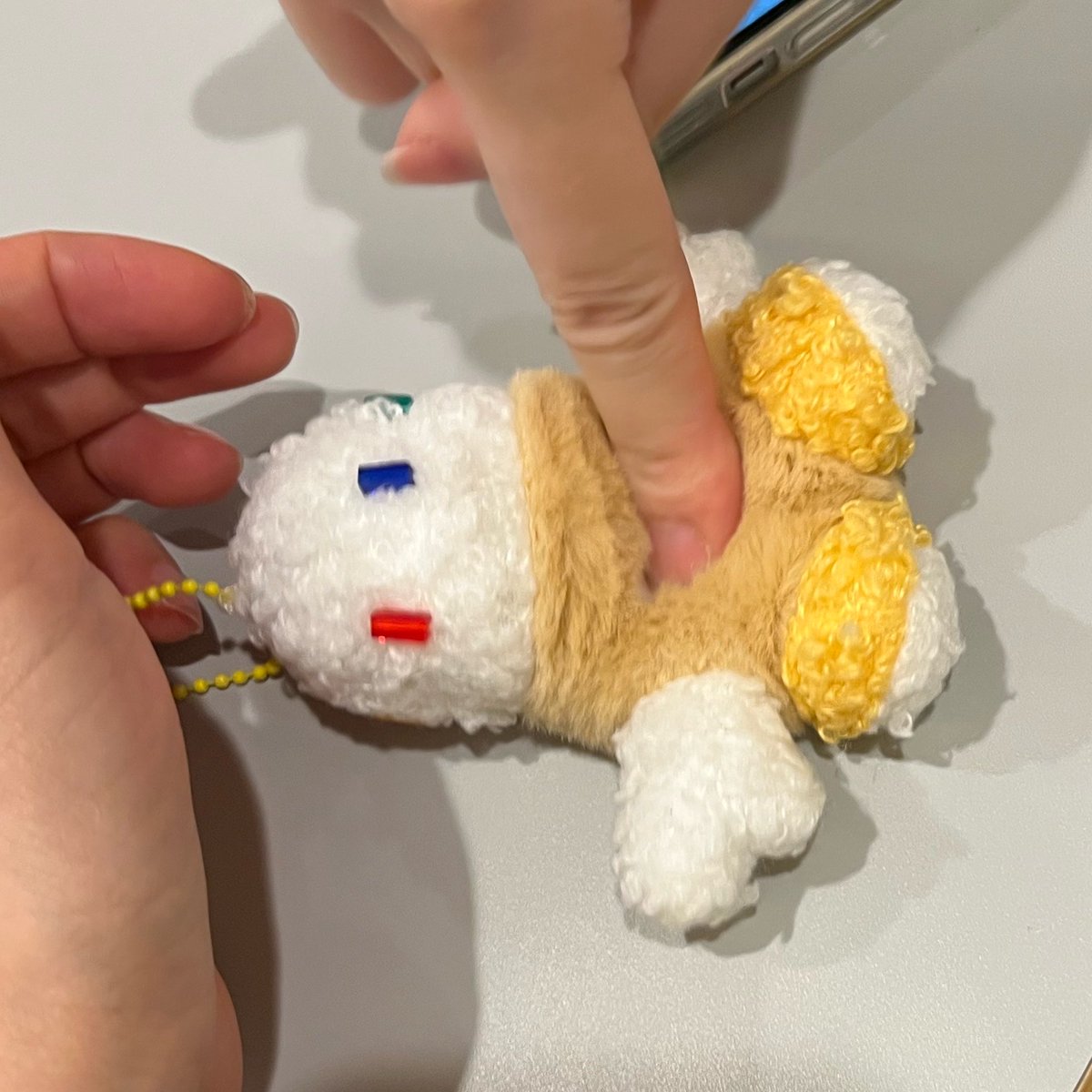 koto3zz's tweet photo. なゆたんになゆ1号虐された https://t.co/Yip2HgDALF