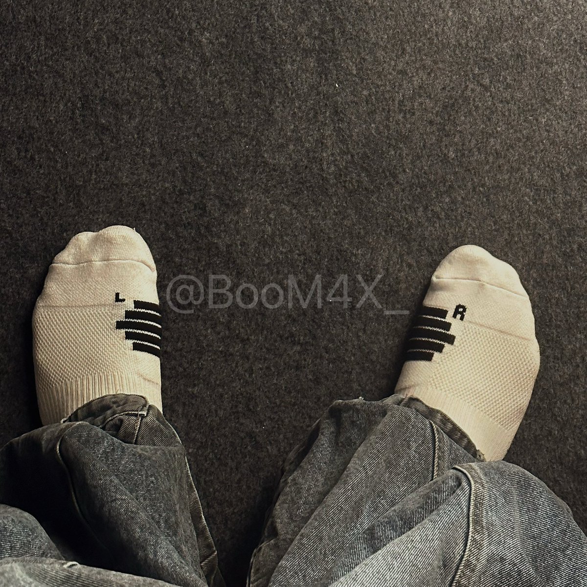 BooM4X_'s tweet photo. 做完手术一天三次 该给自己上个锁了 https://t.co/W4uCkAIFZX