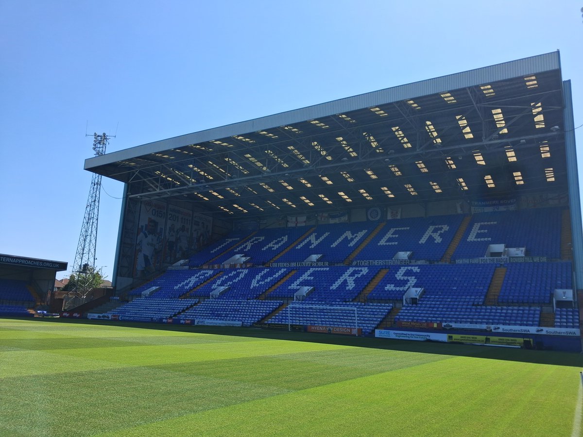 jamietrfc2's tweet photo. Pitch looking good ahead of the new season 👍👏

#TRFC #SWA @TranmereRovers https://t.co/KuD4chsrt4