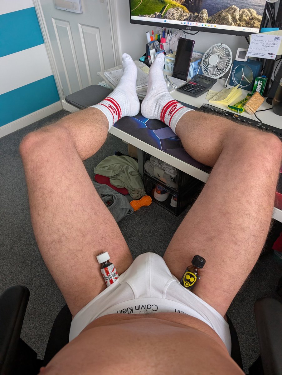 JJ25Edin's tweet photo. @Yfronts Briefs or jocks for me https://t.co/U22u0ihTwx