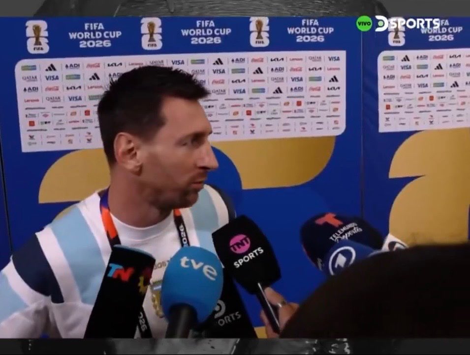 MessiSpotlight's tweet photo. 🚨🎙️ Lionel Messi:
“It was a tough battle. They pressed constantly, closed down spaces, and prevented us from playing the way we wanted. The match was played at a very high intensity.” https://t.co/V3v3l8ZpRX