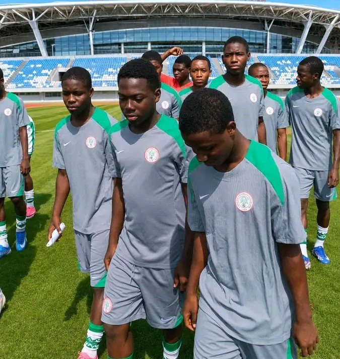 OffsideSpo13737's tweet photo. 🚨🇳🇬 GOLDEN EAGLETS: KEY LESSONS.

Nigeria's U-17 side finished the four-nation tourney without a win after a 1-1 draw with China and defeats to Tanzania (3-2) and Australia (4-2).
❌ Defensive concerns 8 goals conceded in 3 games.
🔥 Attack promise 5 goals scored shows quality https://t.co/AHXoyIs6YP