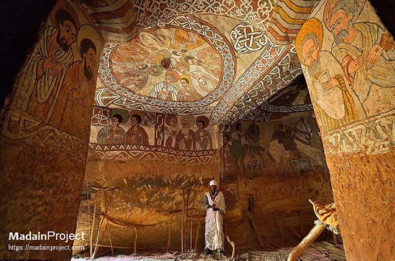 echoesoferas1's tweet photo. On Sunday we post churches:

Abuna Yemata Guh (also spelled Abune Yemata Guh or Abba Yem’ata Guh) is a remarkable ancient rock-hewn monolithic church in the Gheralta Mountains of Ethiopia’s Tigray Region.

Dedicated to Abuna Yemata: One of the Nine Saints, who played a key role in spreading Christianity in Ethiopia around the late 5th to early 6th century.

These saints, traditionally from regions like Syria, Rome, and Constantinople, helped establish monastic traditions after Ethiopia adopted Christianity as a state religion in the 4th century.

Carved directly into a sandstone cliff in the 6th century. Reasons speculated include seeking solitude for prayer/meditation or escaping persecution of early Christians.

It’s considered one of the most inaccessible churches on Earth.