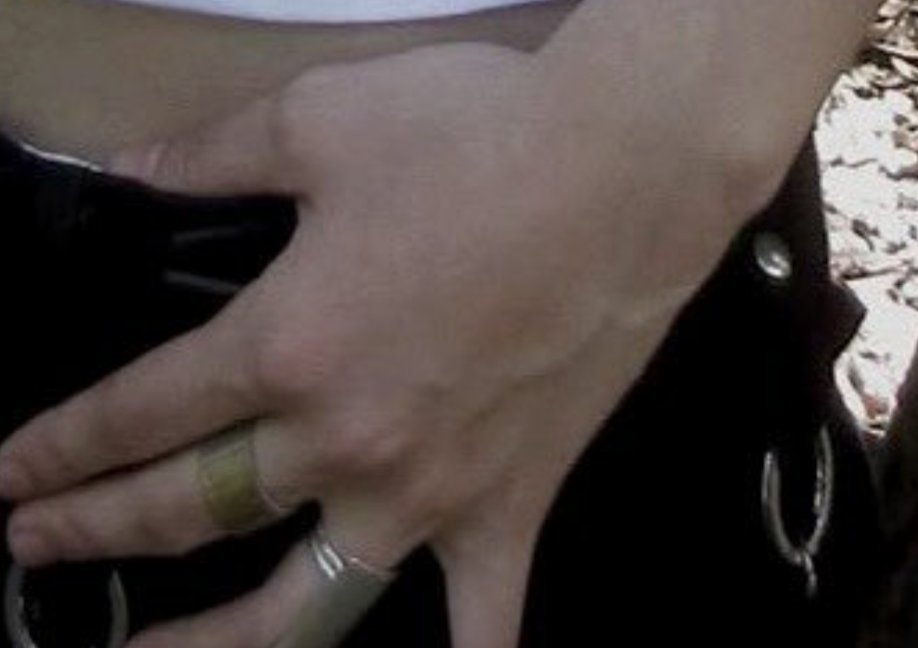 coconeck's tweet photo. I should rename this account to coconavariousbodyparts

hand vein https://t.co/2CzsJv67JM