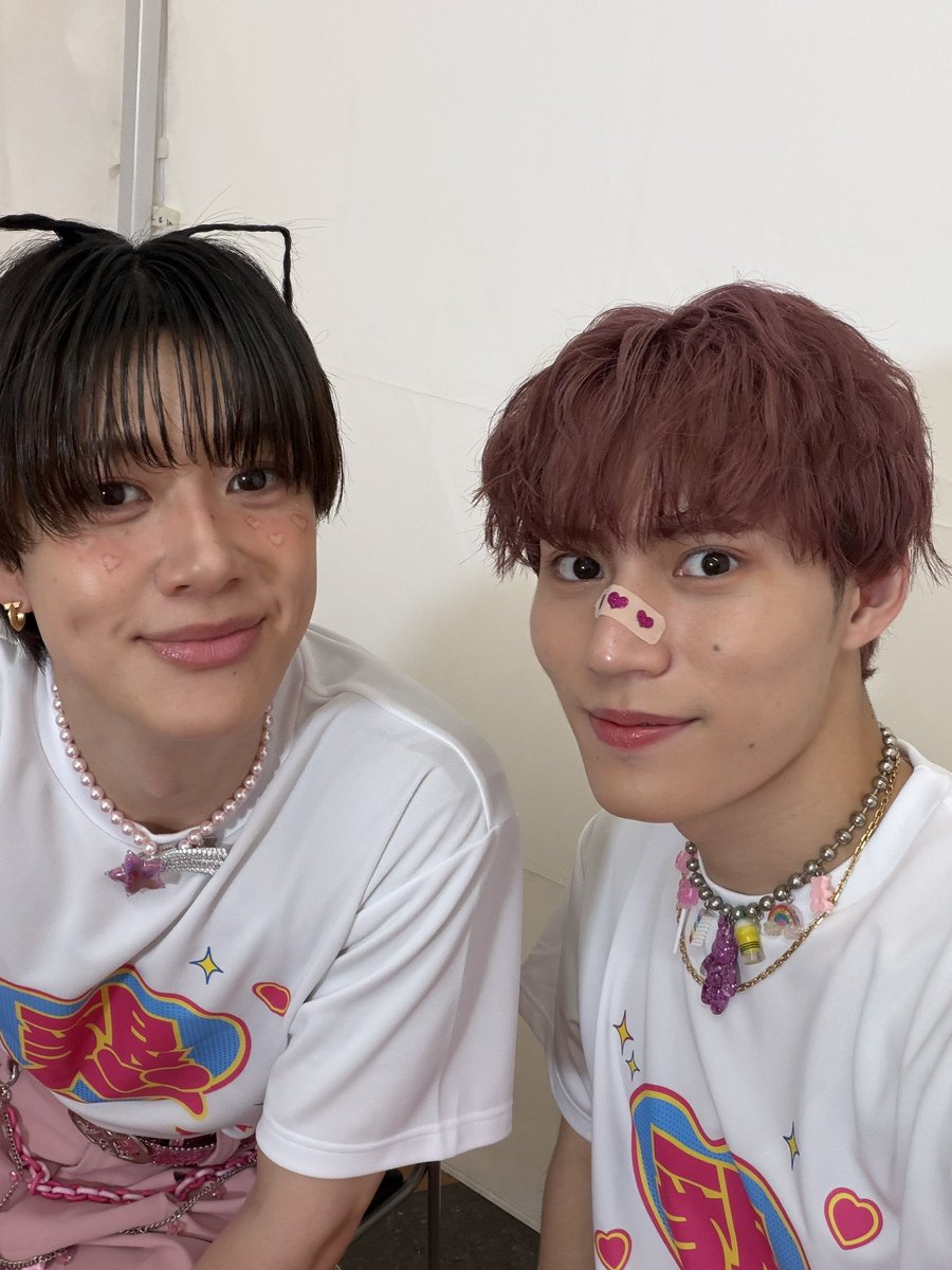 takubo_official's tweet photo. 「キミは都市伝説/クラッシュパラダイス」
リリイベ完走！！
ありがとうございました😊

みんなと楽しい時間をたくさん作れてめちゃめちゃ幸せでした！！

今回で会えた人もまだ会えてないよーって人も
いつか会えますように！

満足‼️

#BUDDiiS https://t.co/hyMz6ajcYM