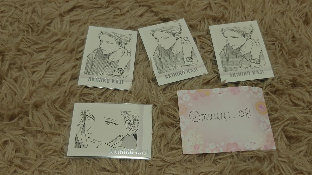 muuui_08's tweet photo. @staa_tori 2125初めまして、こんばんは。検索よりお声がけ失礼します。当方写真のものを所持しております。お写真お借りしまして記載枚数と交換していただくことは可能でしょうか？ご検討の程よろしくお願いいたします。🛜鹿島柊 https://t.co/KxKqlGdgaT
