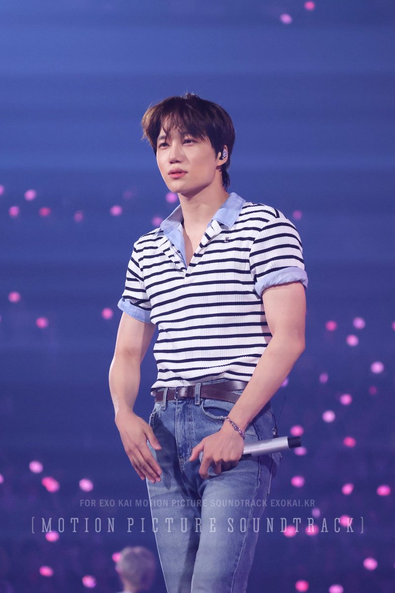exokai_kr's tweet photo. 260712 💙🪽 #kai #카이 https://t.co/HsHaCN3fxG