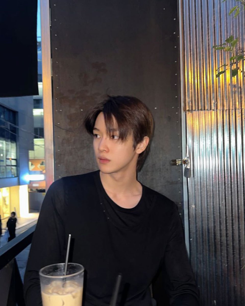 qongz_'s tweet photo. 어 ㅋㅋ https://t.co/pCzpQs9RUq