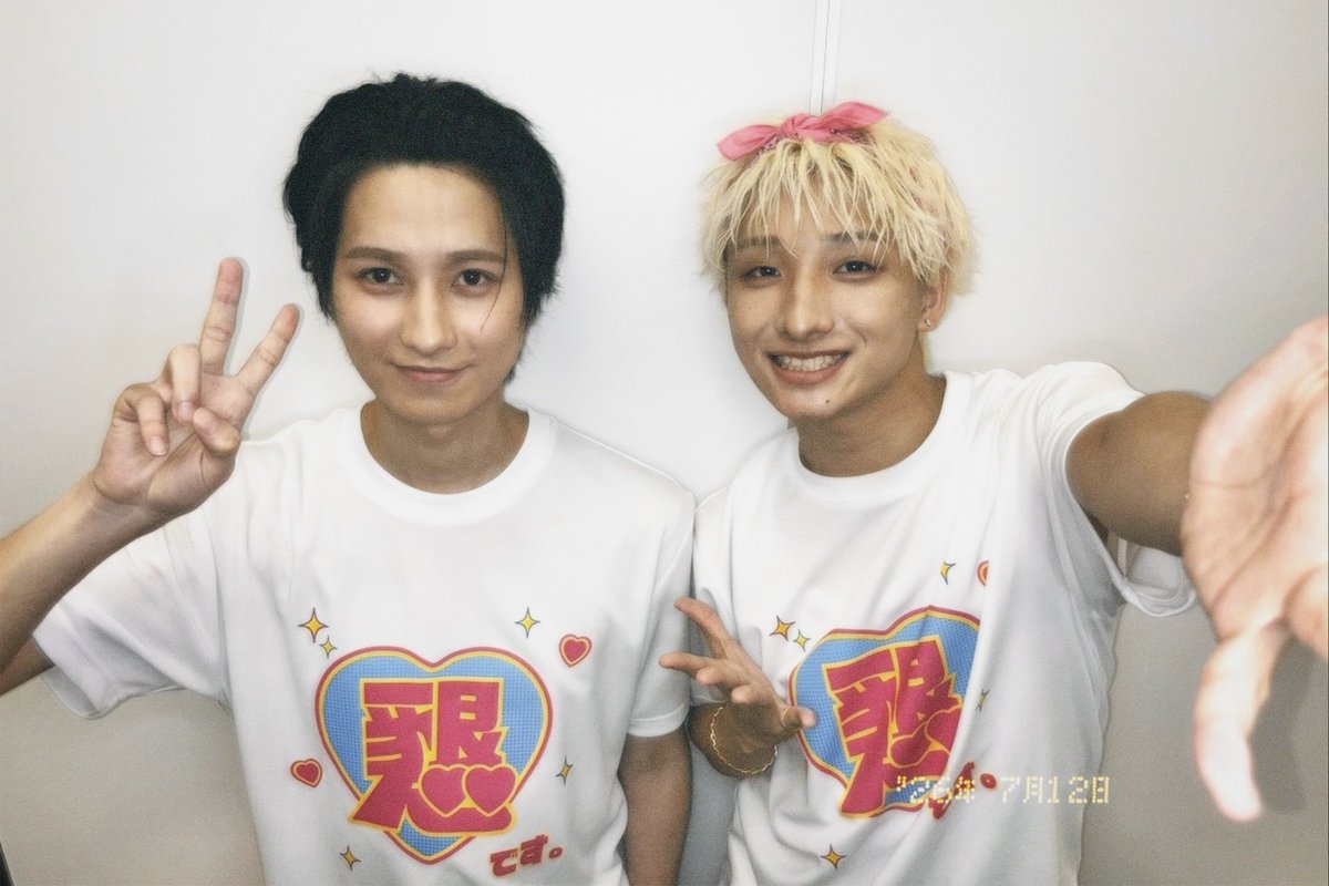 buddiis's tweet photo. 本日のオフショットを公開！

📸フィルム風で撮影した青春BUDDiiS
※「俺たちのハーモニー聴いてく？」は
時間の都合上撮影できませんでした🙇‍♂️

#BUDDiiS #宇宙へ届けキミ都市 https://t.co/v5o11mclah