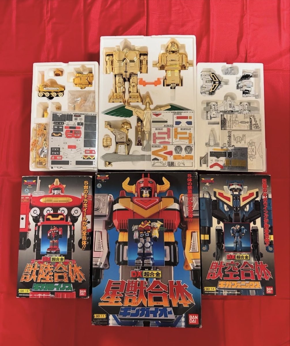 HanekonmaX's tweet photo. ギンガマン⭐️

金ピカギンガイオー           製造数3️⃣

金ピカギガライノス           製造数5️⃣

銀ピカギガフェニックス    製造数5️⃣ https://t.co/PxMnzwx9Wu