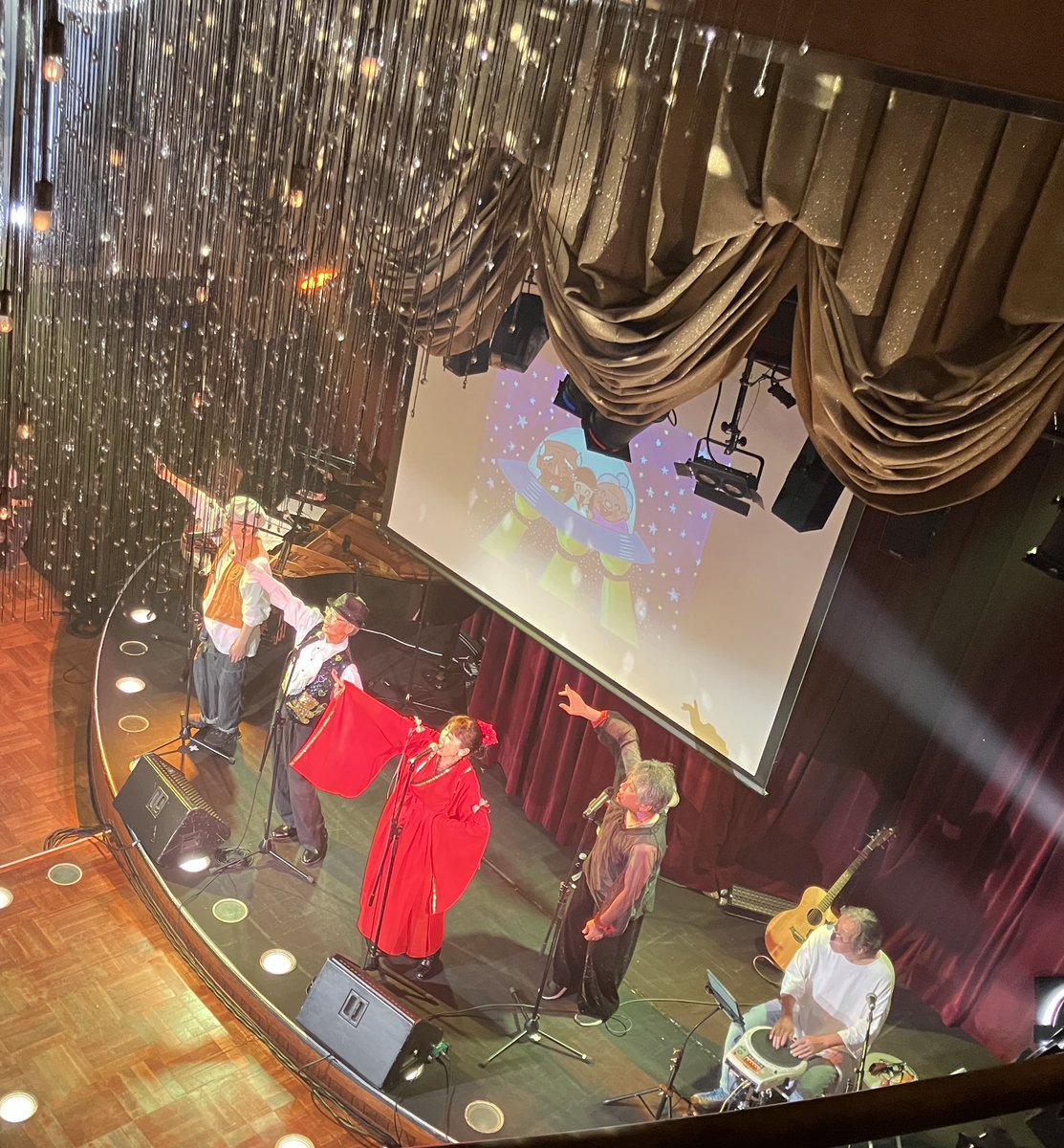 TakeDsOsl's tweet photo. 圧巻の夜でした‼️ https://t.co/MfnmBVVTPs