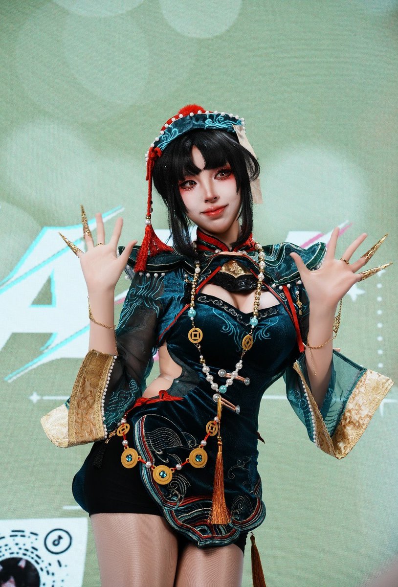 enmyo_cos's tweet photo. 2026 Bilibili World에서 
삼월수(三月兽) 부스와 함께할 수 있어서 
정말 즐거웠어요🩷 
많은 분들을 만나 행복한 시간이었습니다🩷
다음에 또 만나요🩷 #Bilibili https://t.co/eXZnRT5LFQ