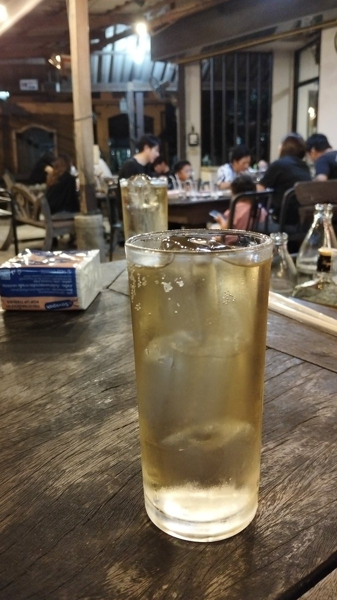 9red5's tweet photo. เรื่องงานขอไม่ยุ่ง วันอาทิตย์นี้มุ่งแต่ชนแก้ว
#ชนแก้ว #มิตรภาพ #ไบ #สายดื่ม https://t.co/5EuhEwU9b2