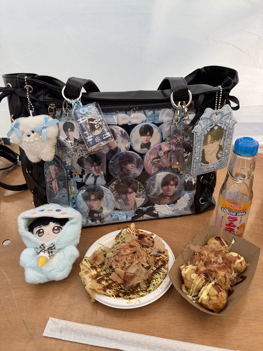 hanvyeji's tweet photo. Festival matsuri 🎏🇯🇵🍜 https://t.co/xPEI3CEy6x