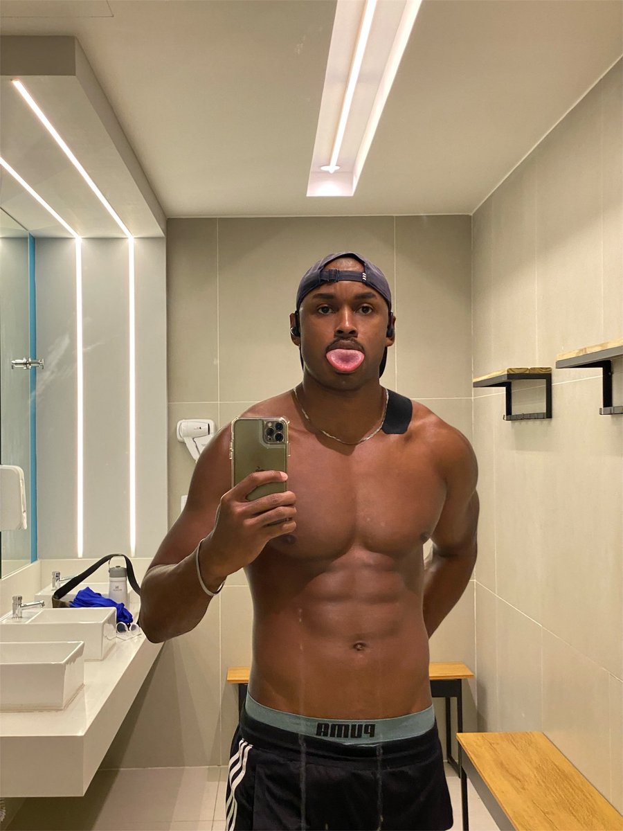 Kprattes1's tweet photo. Treininho de domingo 👅 https://t.co/KvKWwiKi1J