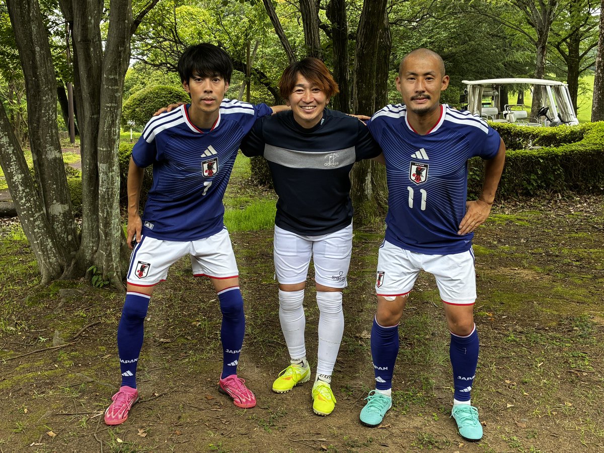 YusukeXEBRA3's tweet photo. 『OKAN CUP』に参加してきました。
公式戦以外あまり参加することが無かったですが、出てみて楽しかったの一言！
いろんな方とお会いできよかったです。
運営含め皆さんありがとうございました🙇‍♂️
#鳳凰ゴルフ倶楽部
#おかん
#フットゴルフ https://t.co/p9i45CXPCo