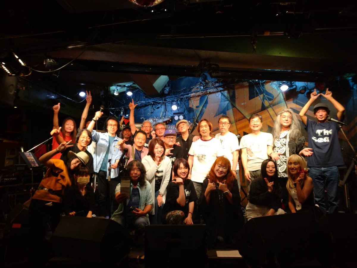 micah0124's tweet photo. 昨日は原宿クロコダイルで
マキ&amp;OZセッションイベントでした‼️参加の皆さん、お疲れさまでした
次は自分のライブです✨
集中するぞ〜‼️ https://t.co/WRsWp2lmzx