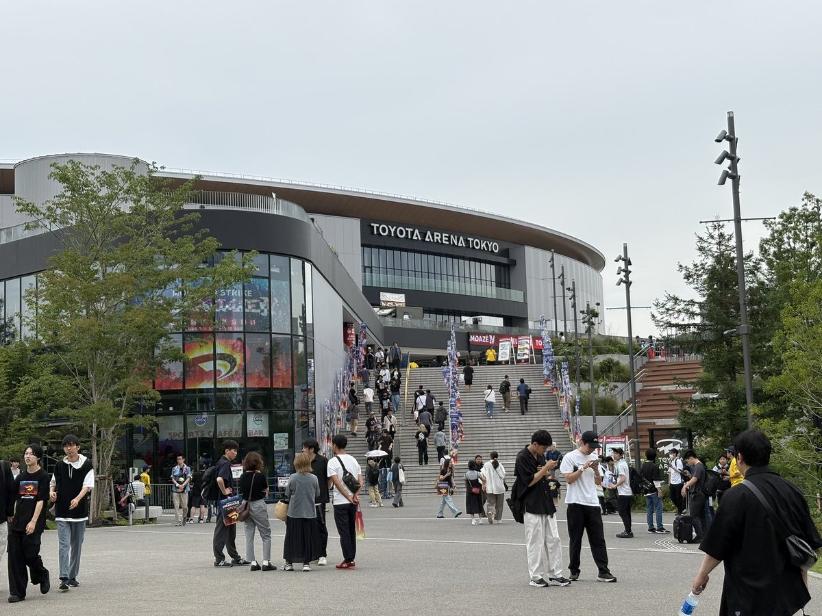 ts124mnst's tweet photo. 俺に会わなかったやつ全員後悔してな https://t.co/DPuu2Y67QK